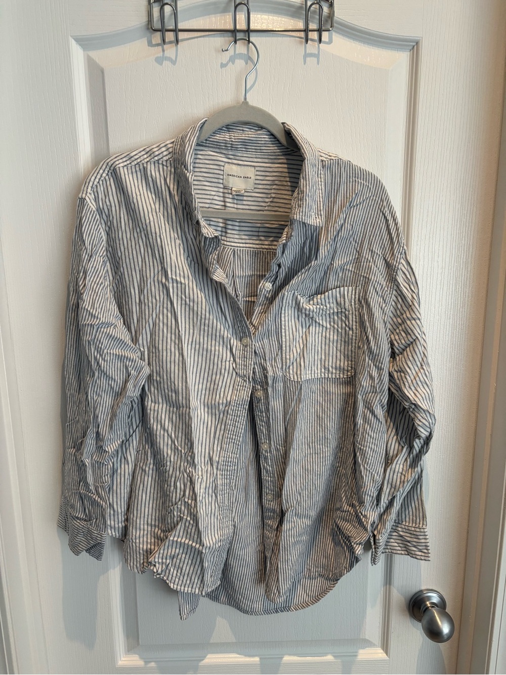 American Eagle Outfitters Blue & White Striped Button-Down Shirt